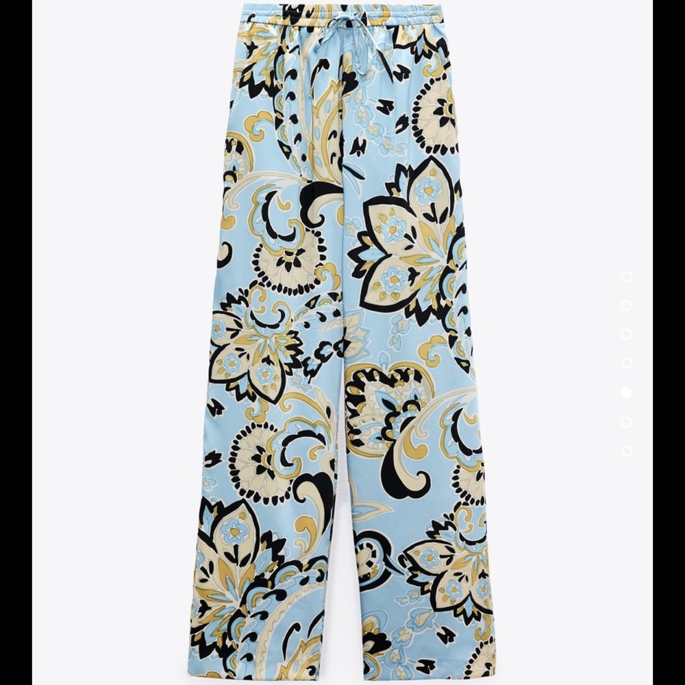 Zara printed pants size M
